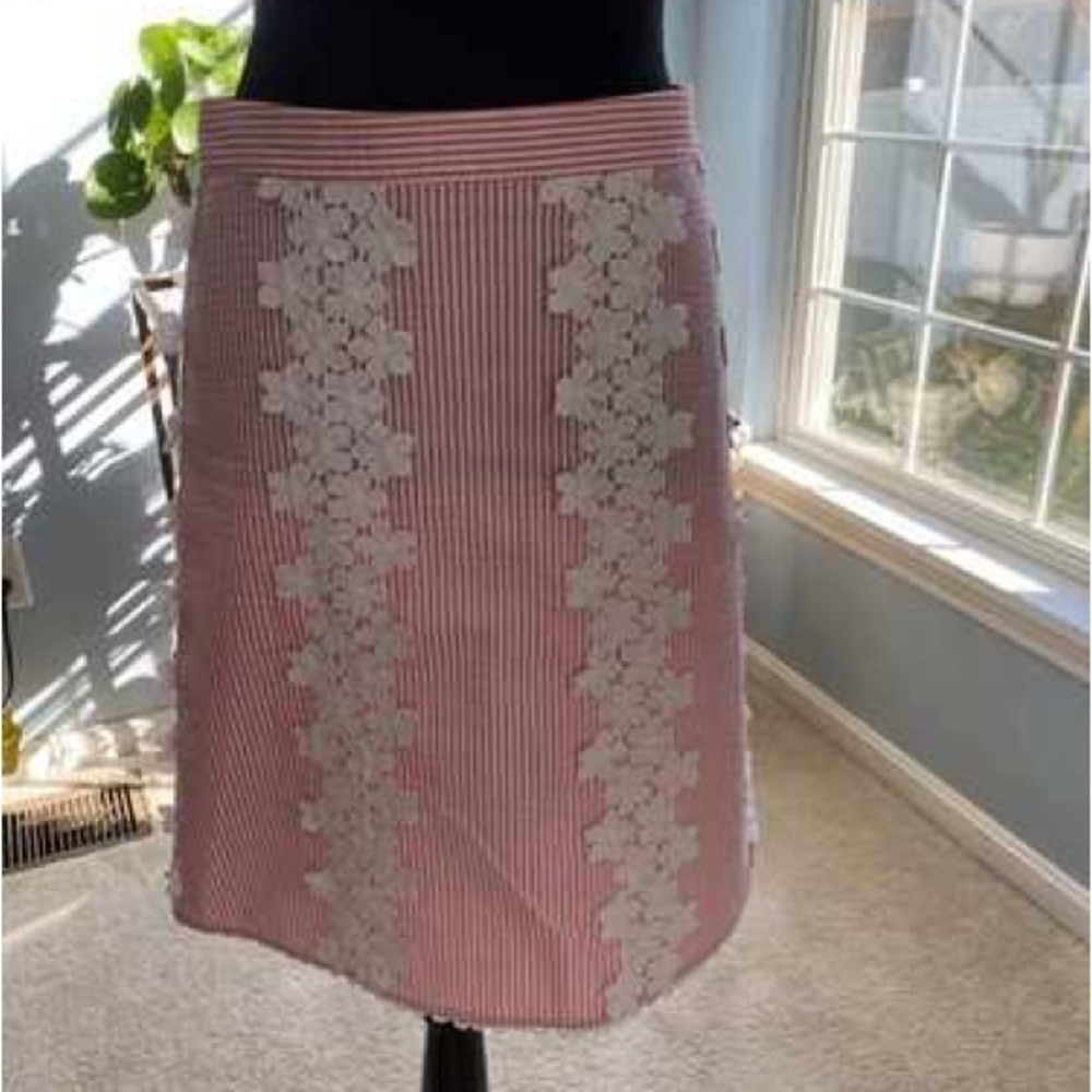 Draper James Floral Embroidery Seersucker Pink White Skirt